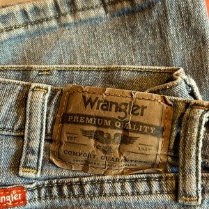 Men’s Jeans wrangler straight leg comfortable fit